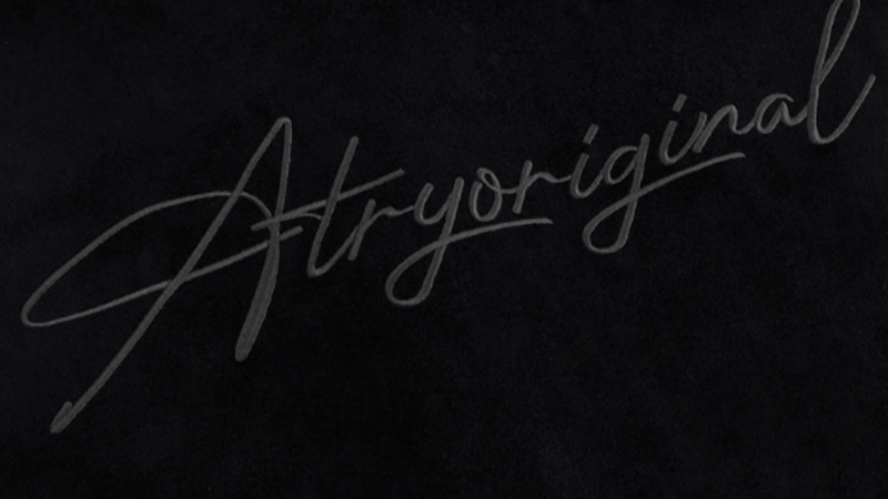 FLORAL EMBROIDERED SUEDE VEST I-0092