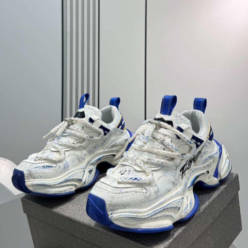 HEIGHT-BOOSTING CASUAL SNEAKERS I-0145