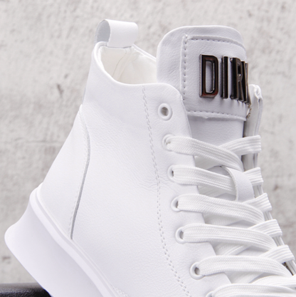 HIGH-TOP LACE-UP SNEAKERS I-0187