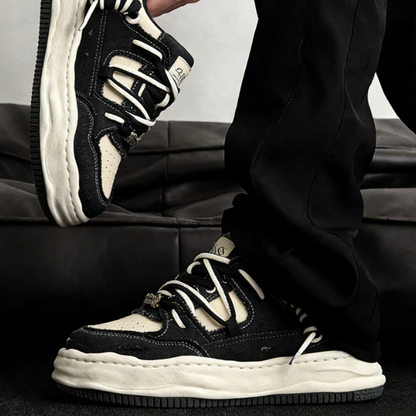 DISSOLVING VINTAGE BOARD SHOES I-0242