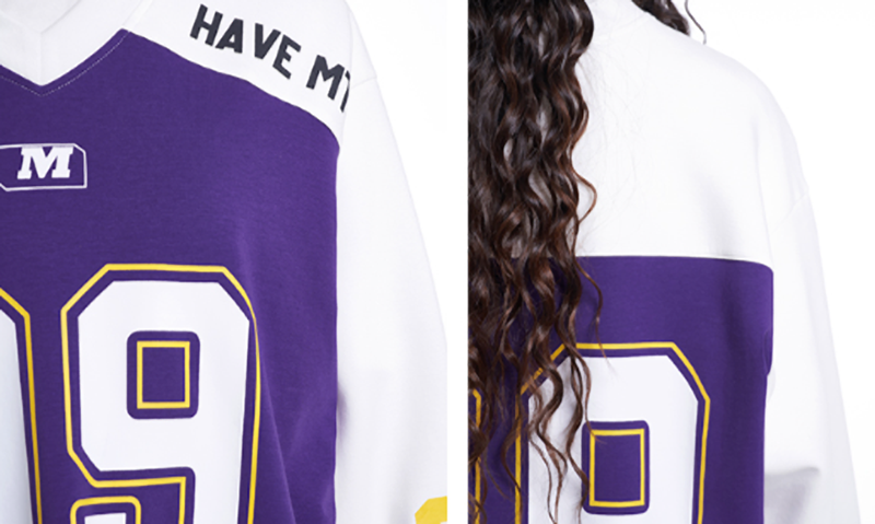 RETRO LETTERED SWEATSHIRT I-0184