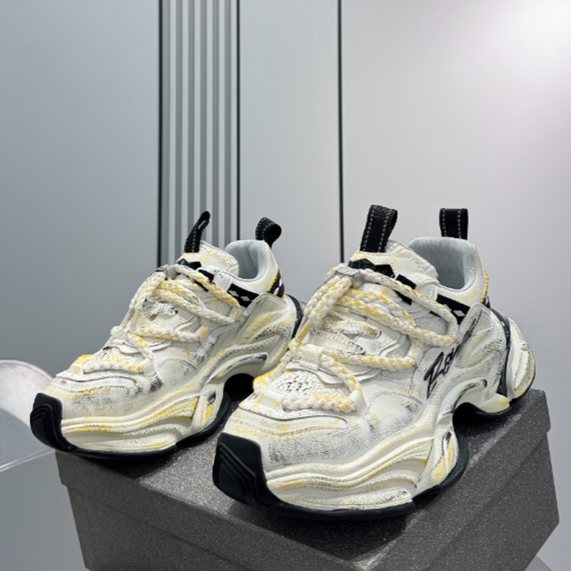 HEIGHT-BOOSTING CASUAL SNEAKERS I-0145