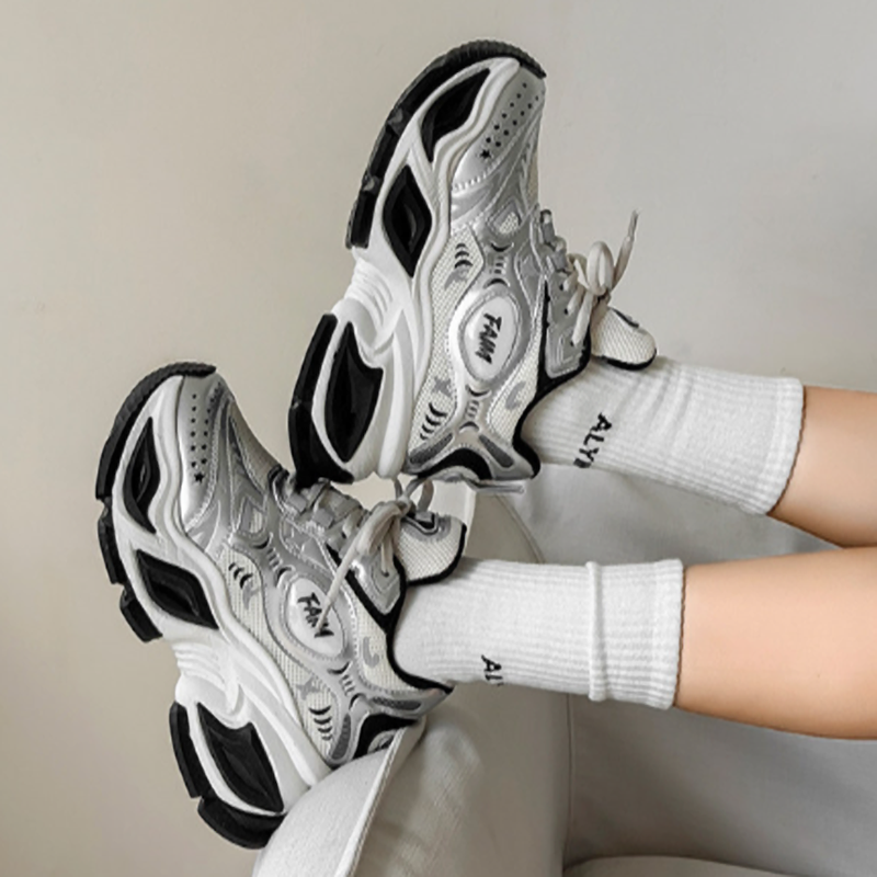 SPRING RED CASUAL SNEAKERS I-0224