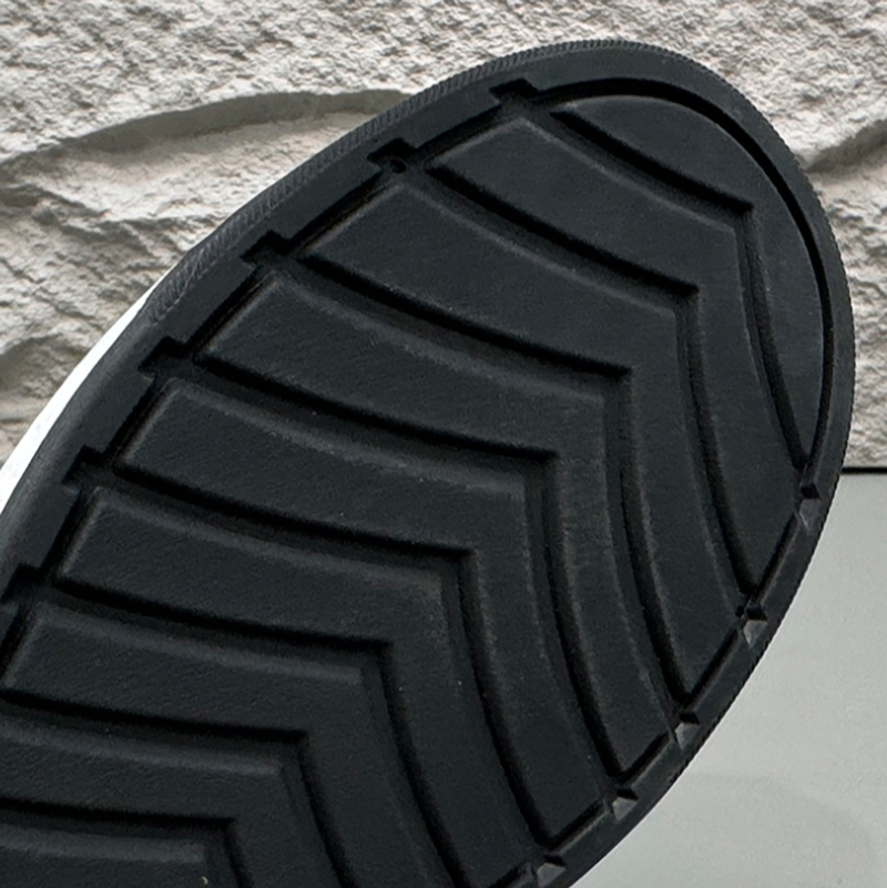 THICK SOLE CASUAL SNEAKERS I-0192