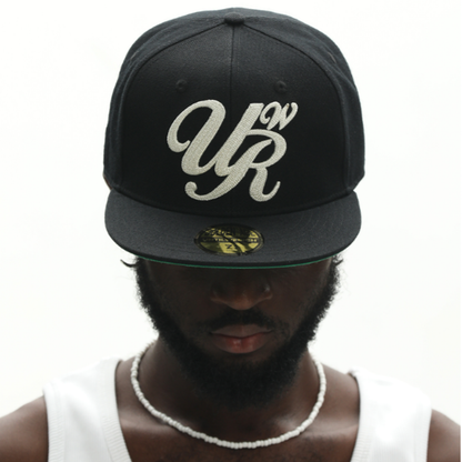 BASEBALL CAP WITH EMBROIDERY  I-0012
