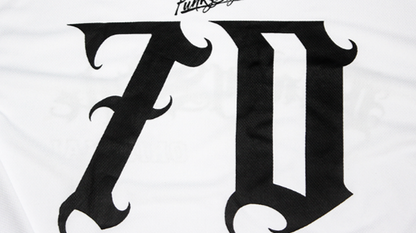 FUNKY CHICANO HIP HOP LONG SLEEVE TEE I-0109