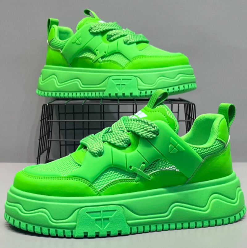 LIGHTWEIGHT BREATHABLE FASHION SNEAKERS I-0253