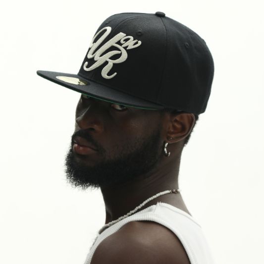 BASEBALL CAP WITH EMBROIDERY  I-0012