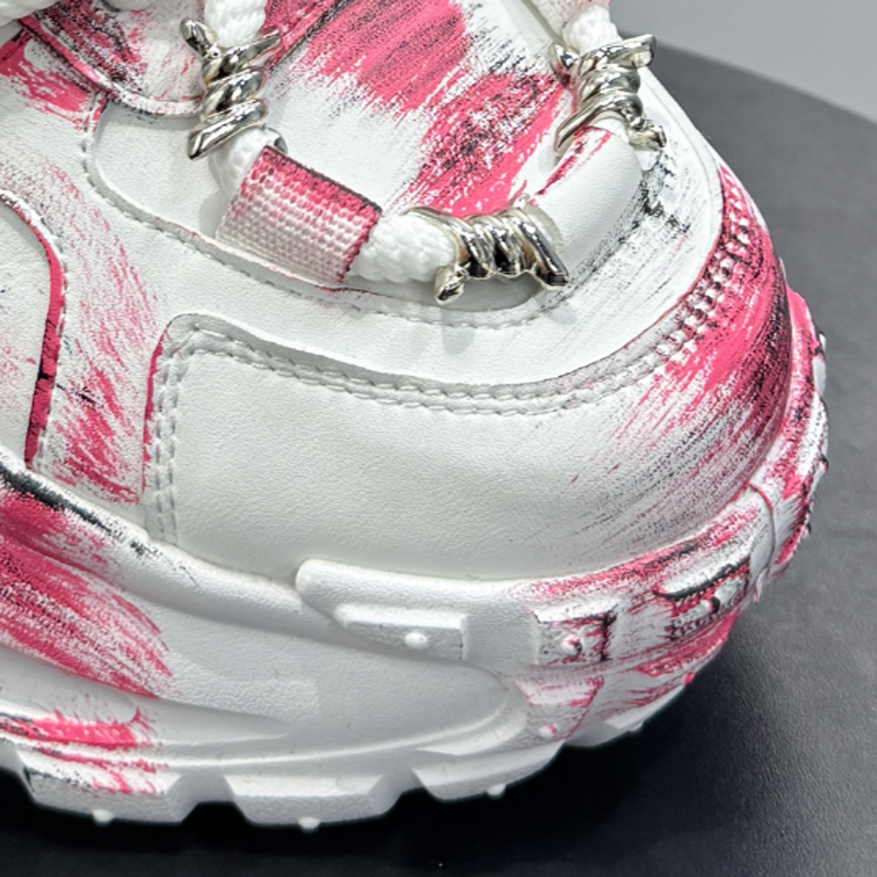 GRAFFITI HIGH-TOP SNEAKERS I-0147