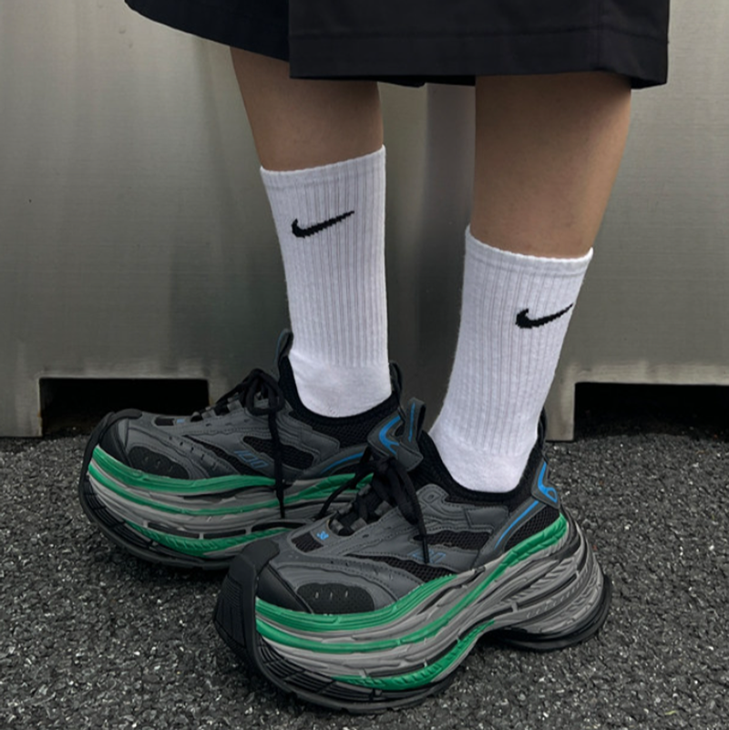 HEIGHTENED PARIS POP SNEAKERS I-0250