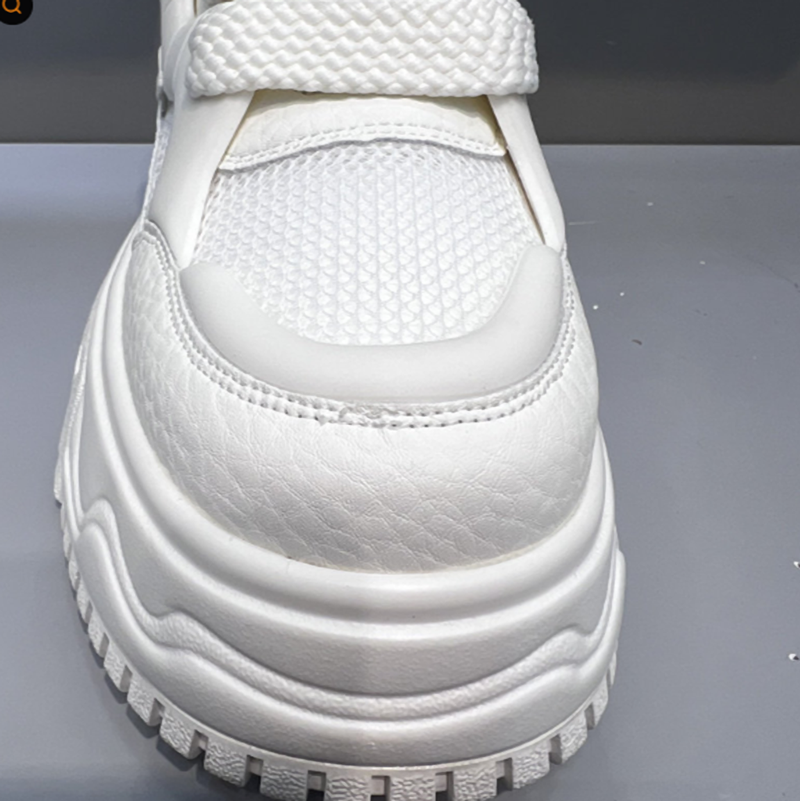 LIGHTWEIGHT BREATHABLE FASHION SNEAKERS I-0253