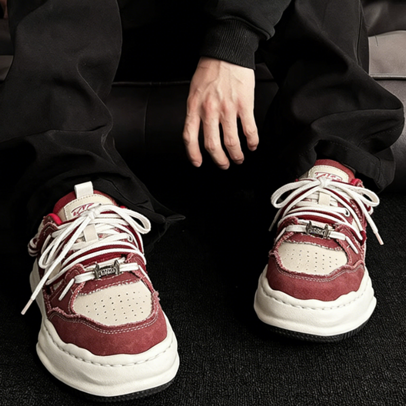DISSOLVING VINTAGE BOARD SHOES I-0242