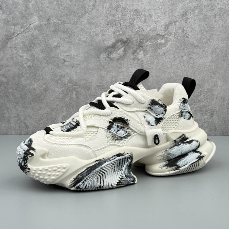 GRAFFITI THICK-SOLE SNEAKERS I-0234