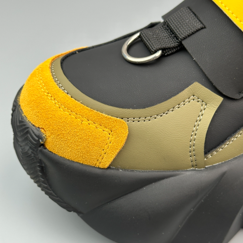 HEIGHT-BOOSTING CASUAL SNEAKERS I-0199