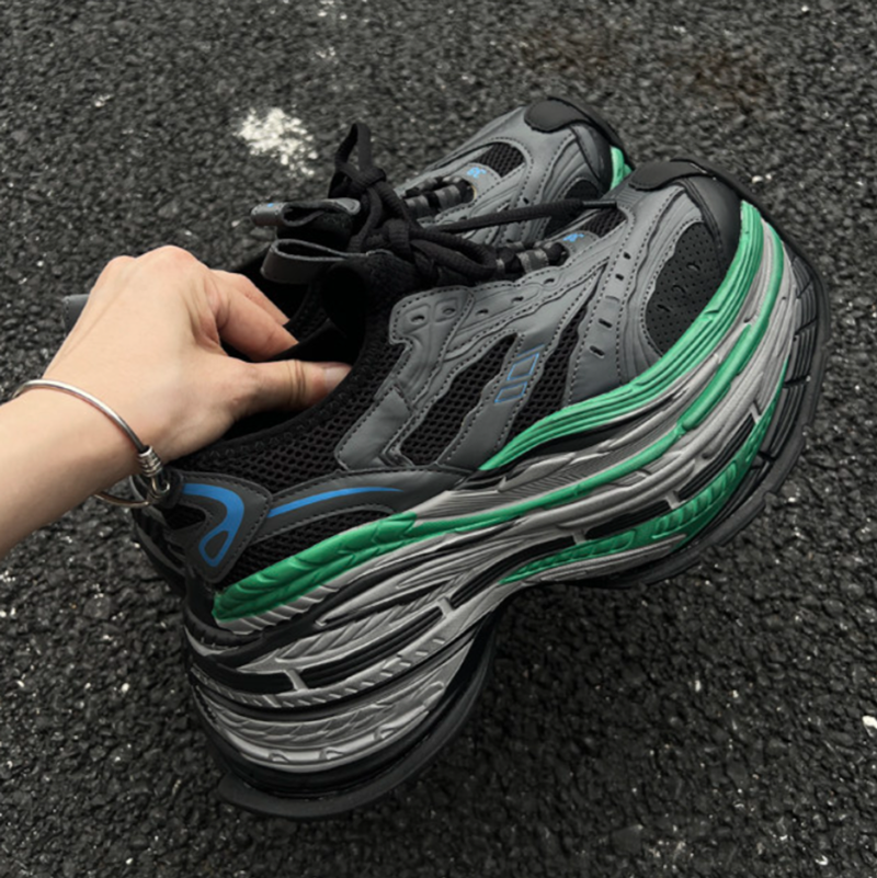HEIGHTENED PARIS POP SNEAKERS I-0250