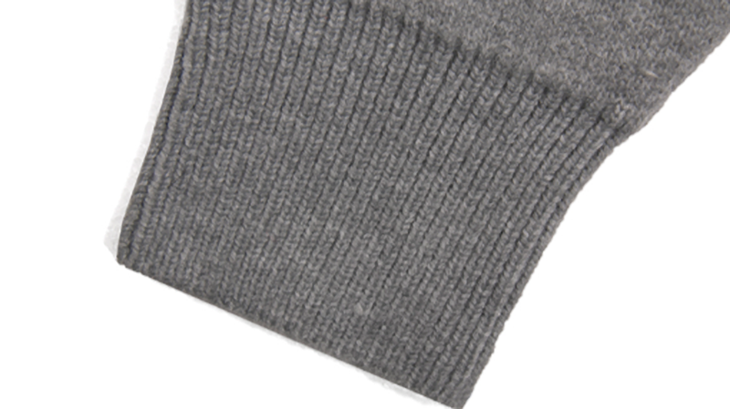 LOOSE HOODED KNIT SWEATSHIRT I-0015