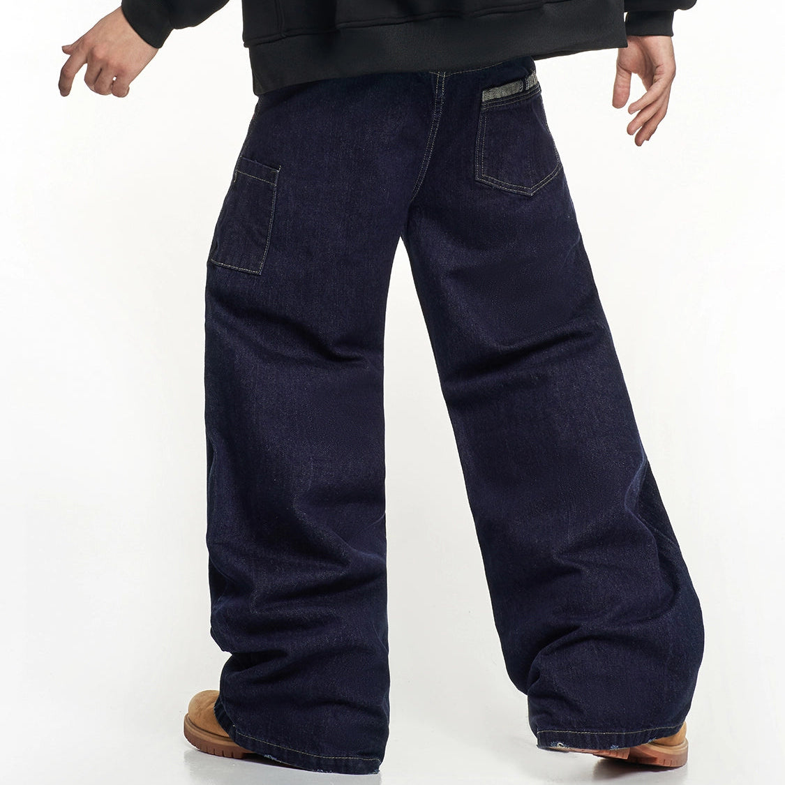 EMBELLISHED WIDE LEG JEANS I-0029