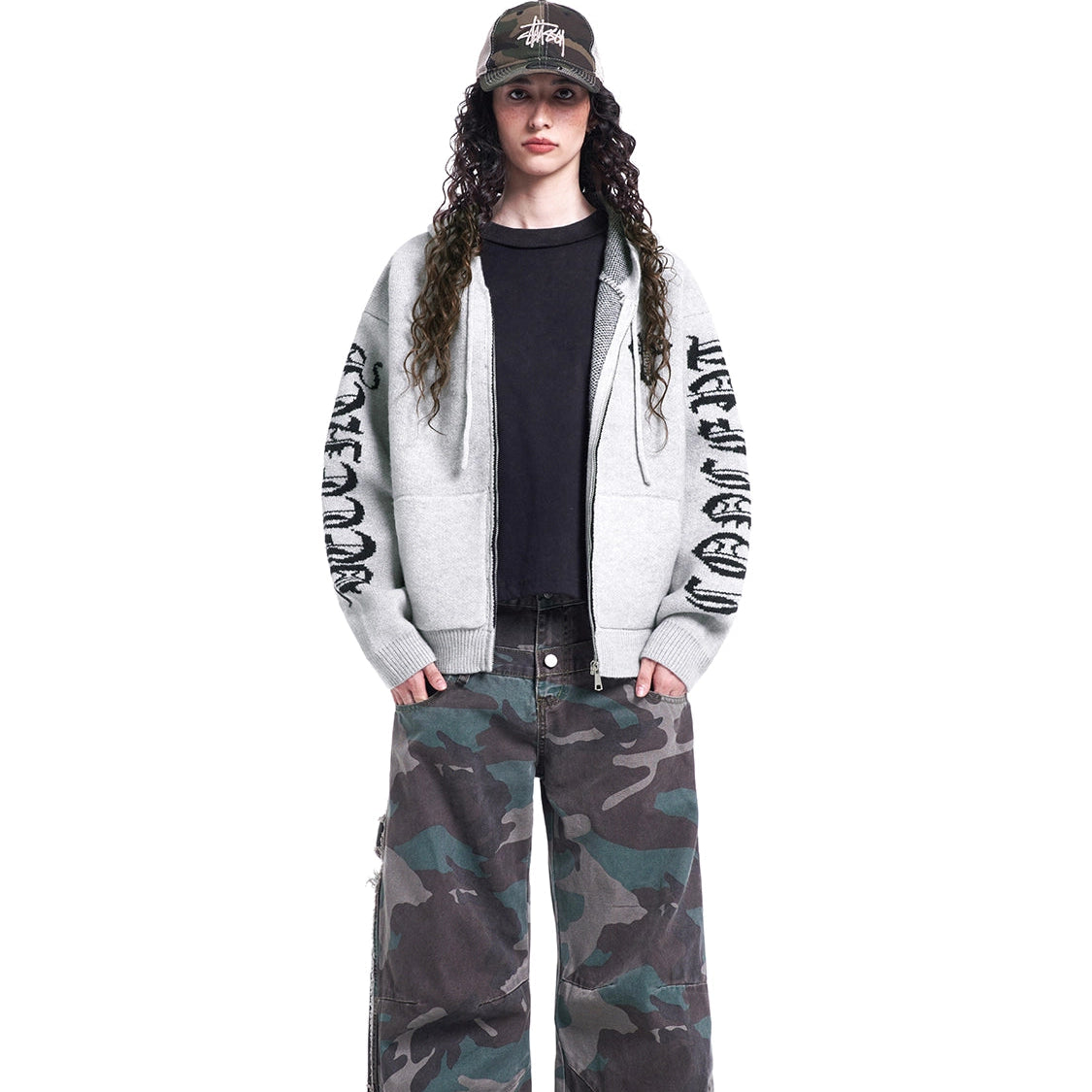 GOTHIC JACQUARD CARDIGAN I-0183