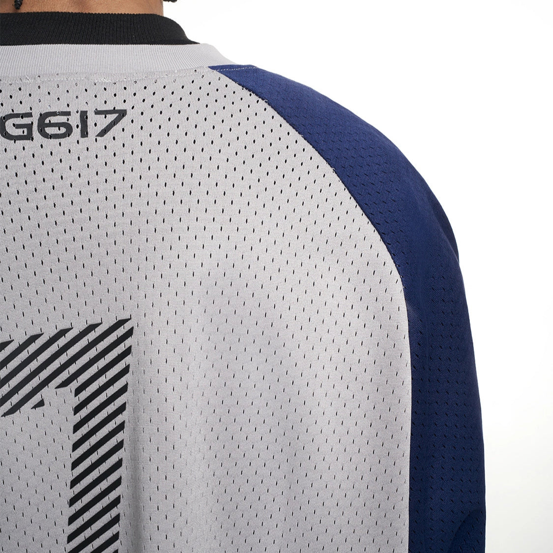 V-NECK STRIPED HOCKEY SHIRT I-0022