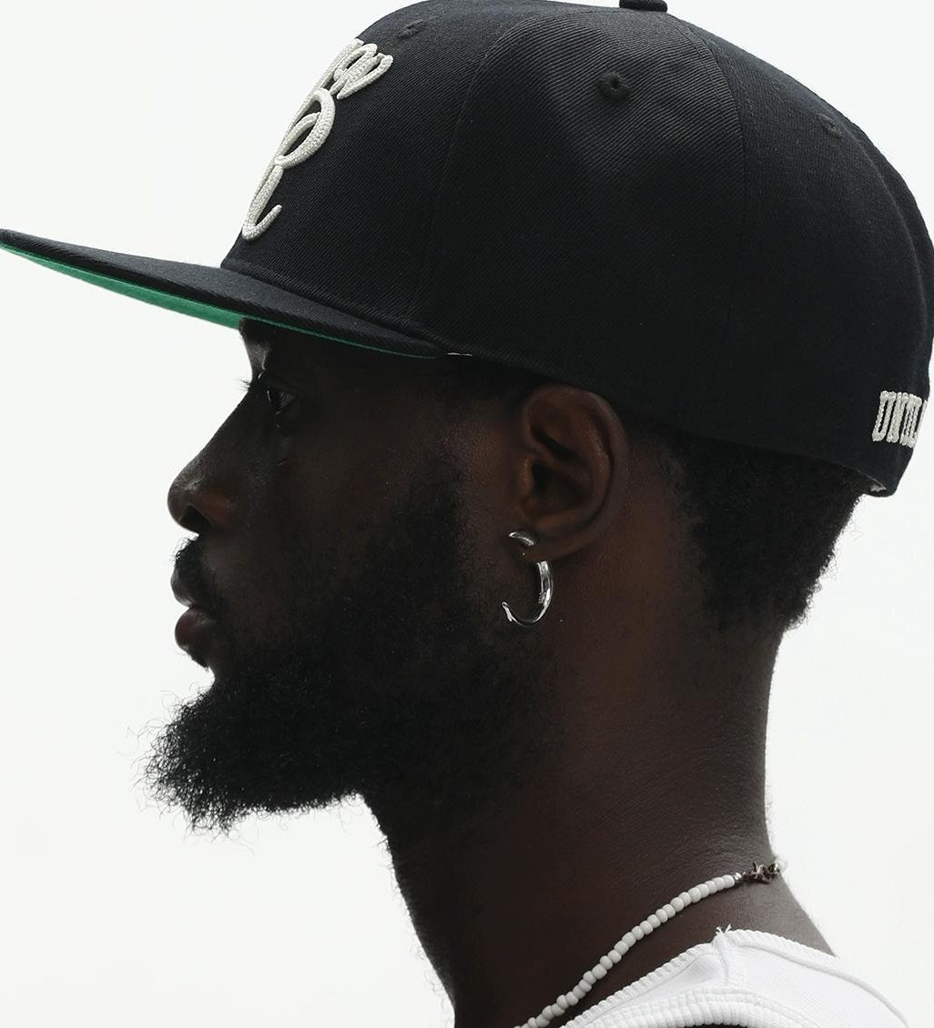 BASEBALL CAP WITH EMBROIDERY  I-0012